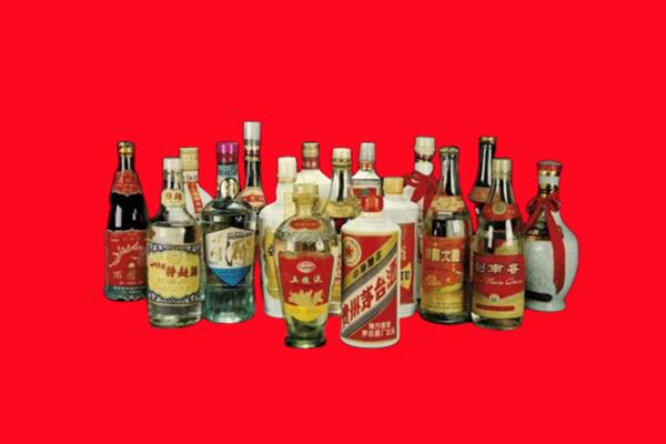 湛江坡头区回收十八老酒.jpg